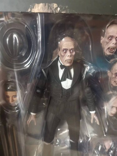 7"NECA Universal Monsters The Phantom of the Opera Lon Chaney Action Figure - Picture 3 of 7