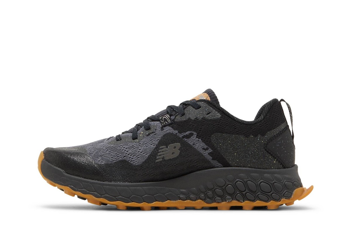Size 9 - New Balance Fresh Foam X Hierro v7 Black for sale