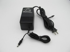 Genuine Yamaha PA-40 External AC Power Adaptor 10V 1A OEM           E