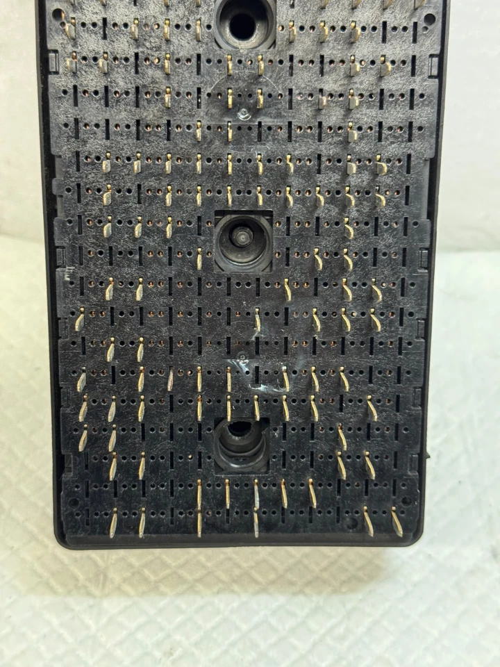 2002 SATURN LS caixa de fusíveis caixa de fusíveis módulo de relé fabricante de equipamento original (67) - Imagem 3 de 4