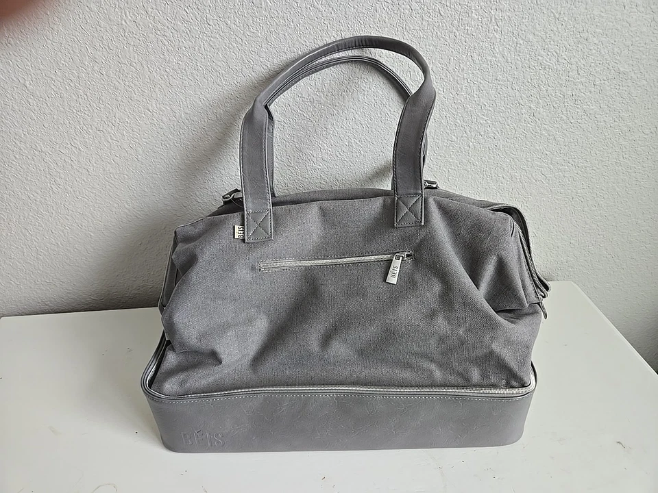 Bolso BÉIS The Weekender - Lona Gris y Cuero Vegano Foto 2 de 4