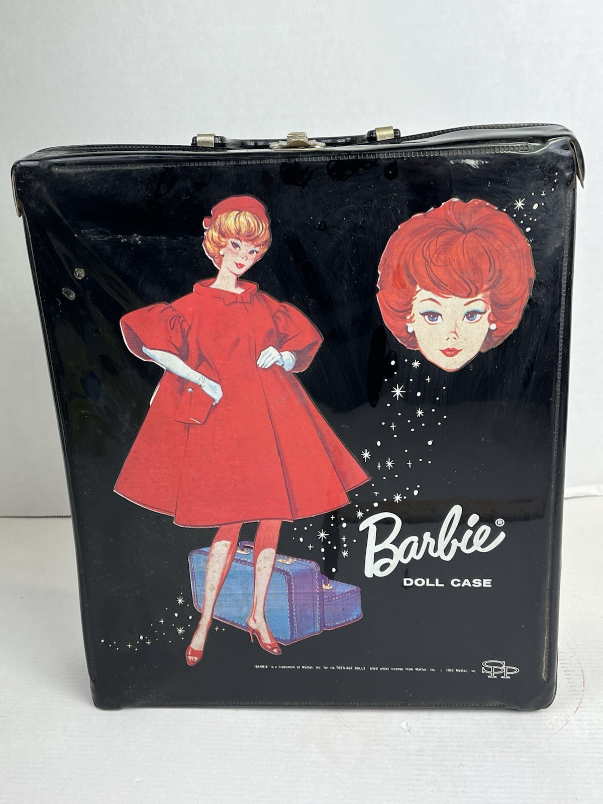 1968 Barbie Doll Case with Clothes, Coats, Dresses & Accesso