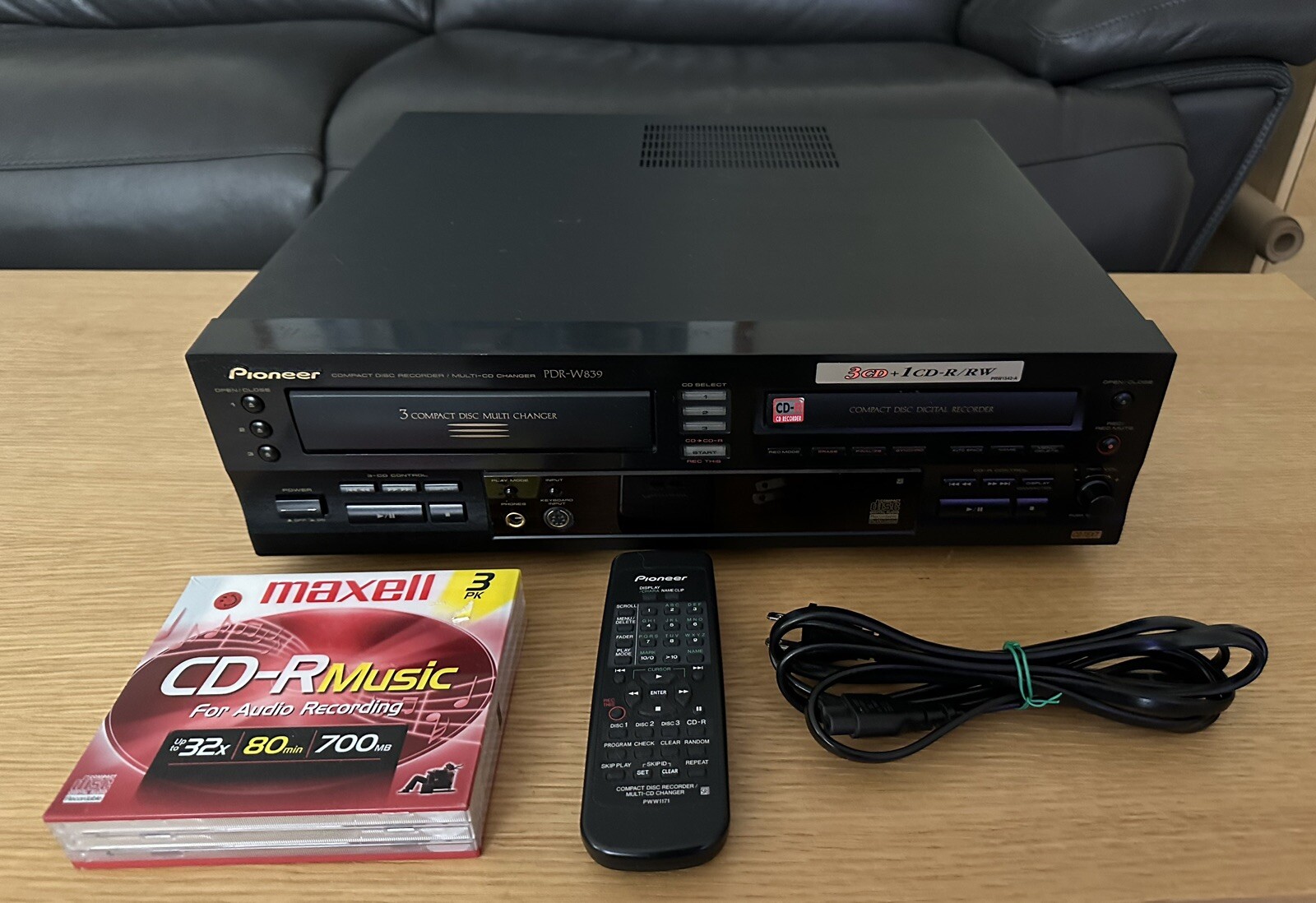 Pioneer PDRW839 CD Recorder/MultiCD Changer with Remote eBay