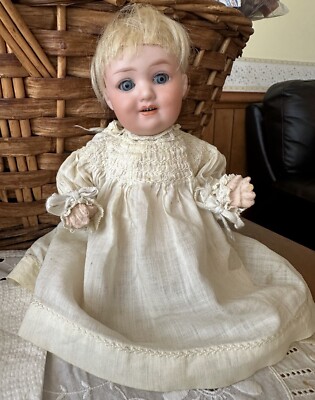 Antique Tiny 8 1/2” German Bisque Doll AM 560a With 5 Pc Body | eBay