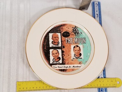 Viletta's Apollo 11 Mission Collector Plates Outer Space Exploration THE MOON