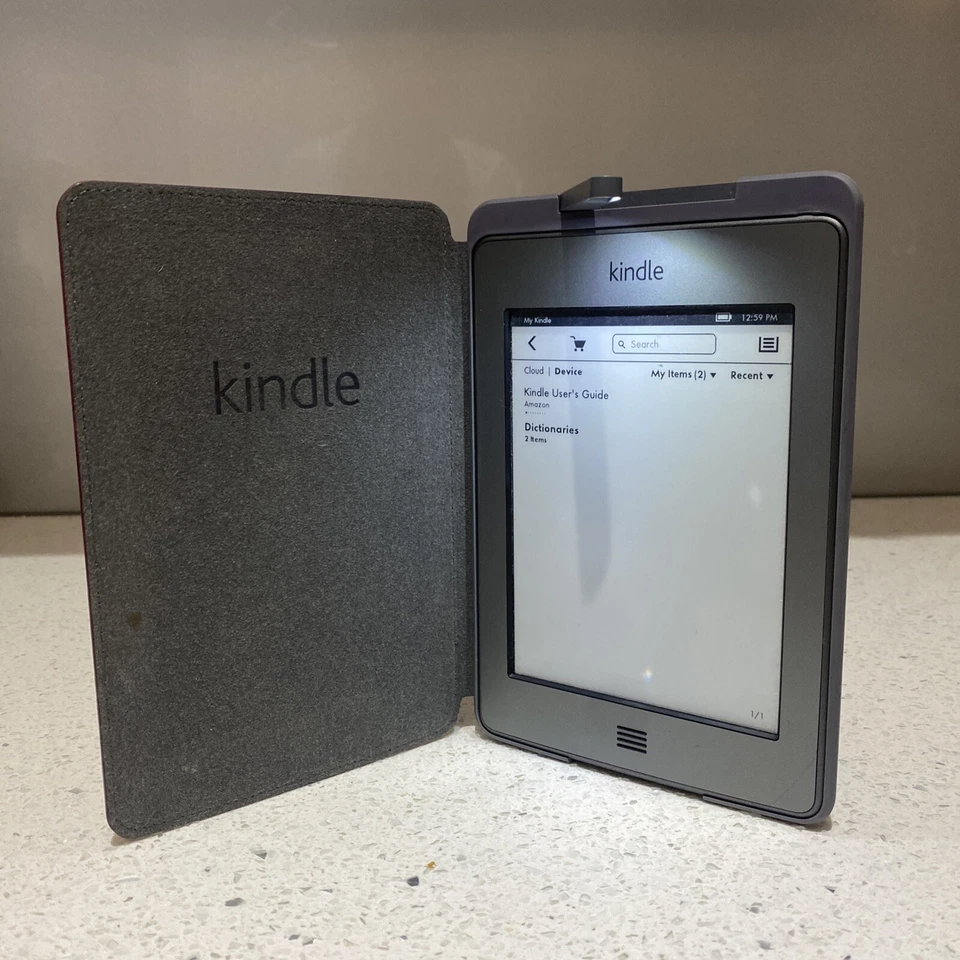 Amazon Kindle Touch Graphite D01200 4th Generation  #321 - Image 2 of 4