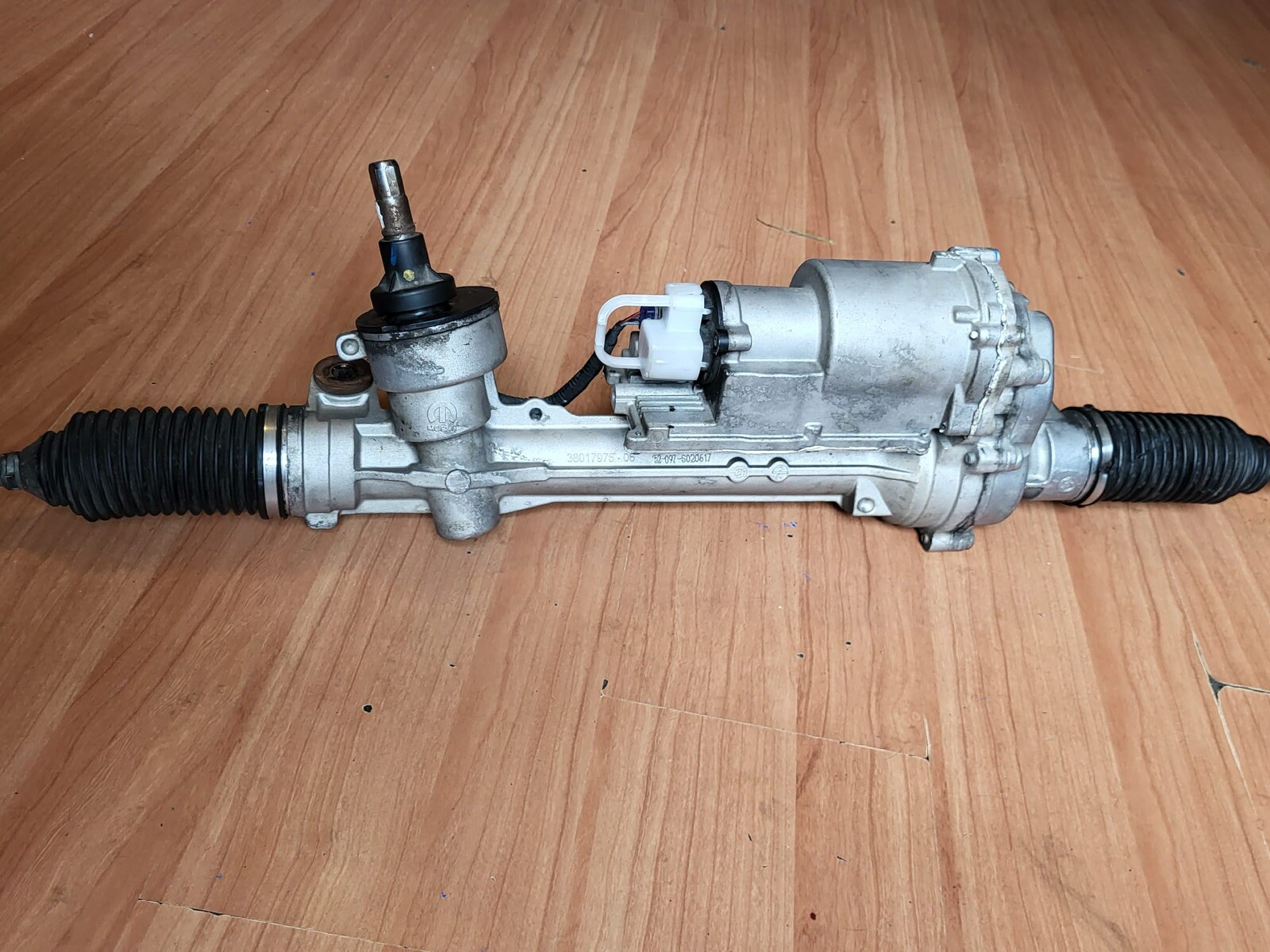 2016 - 2018 DODGE CHALLENGER POWER STEERING GEAR RACK & PINION OEM 