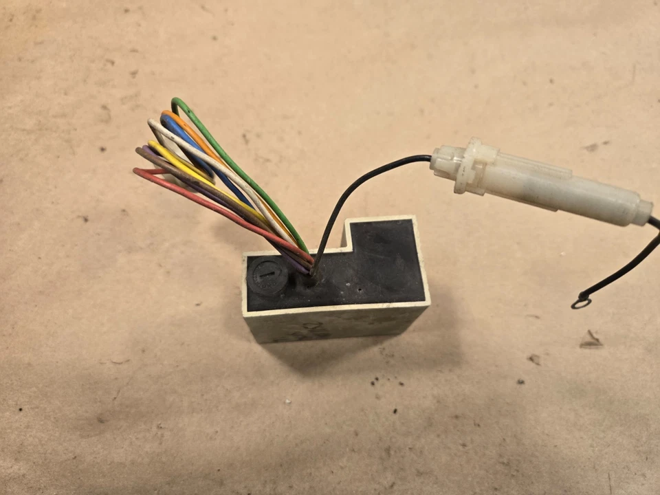 Amplificador de aire acondicionado Jaguar XJS XJ6 XJ12 C45402 Foto 4 de 4