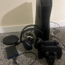 Sony PlayStation 5 (PS5) - 825GB - Disc Edition Console - black  - bundle