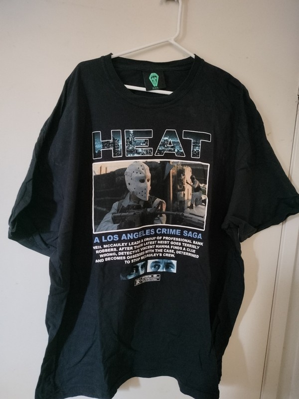 Graveyard Goods Heat 1995 • The Heist (Synopsis Edition) T-Shirt 3XL Never Worn