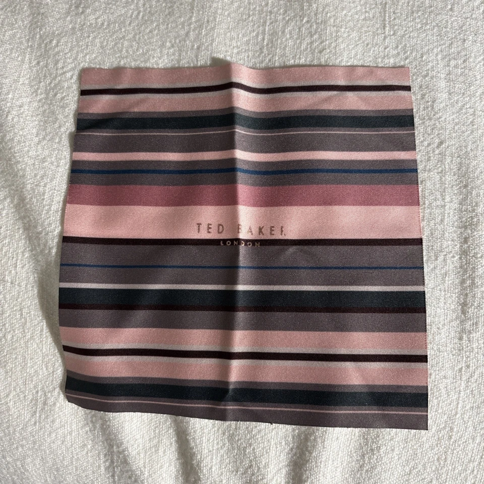 TED BAKER SUNGLASSES EYEGLASSES POUCH WITH CLEANING CLOTH NWOT - Image 4 of 4