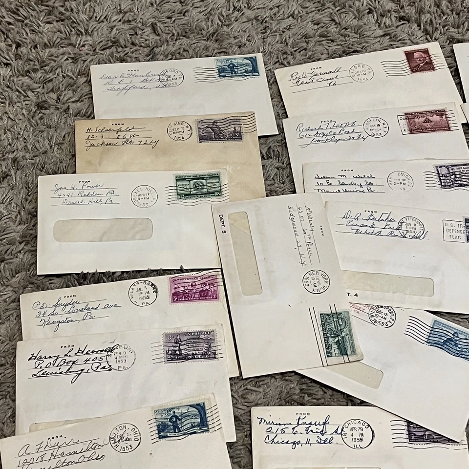 LOTE DE 100+ CUBIERTAS DE EE. UU. CON VENTANAS A FIDELIDAD VIDA MUTUA EN FILADELFIA Foto 2 de 4