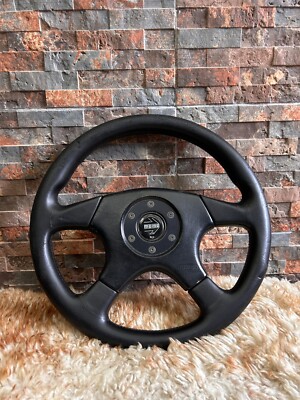 momoステアリング　BMW M3 AHG momoステアリング BMW M3 AHG momoステアリングBMW M3 AHG