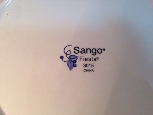 Sango Fiesta Dinner Plate with Blue Flowers On Green & Yellow Border - Picture 8 of 8