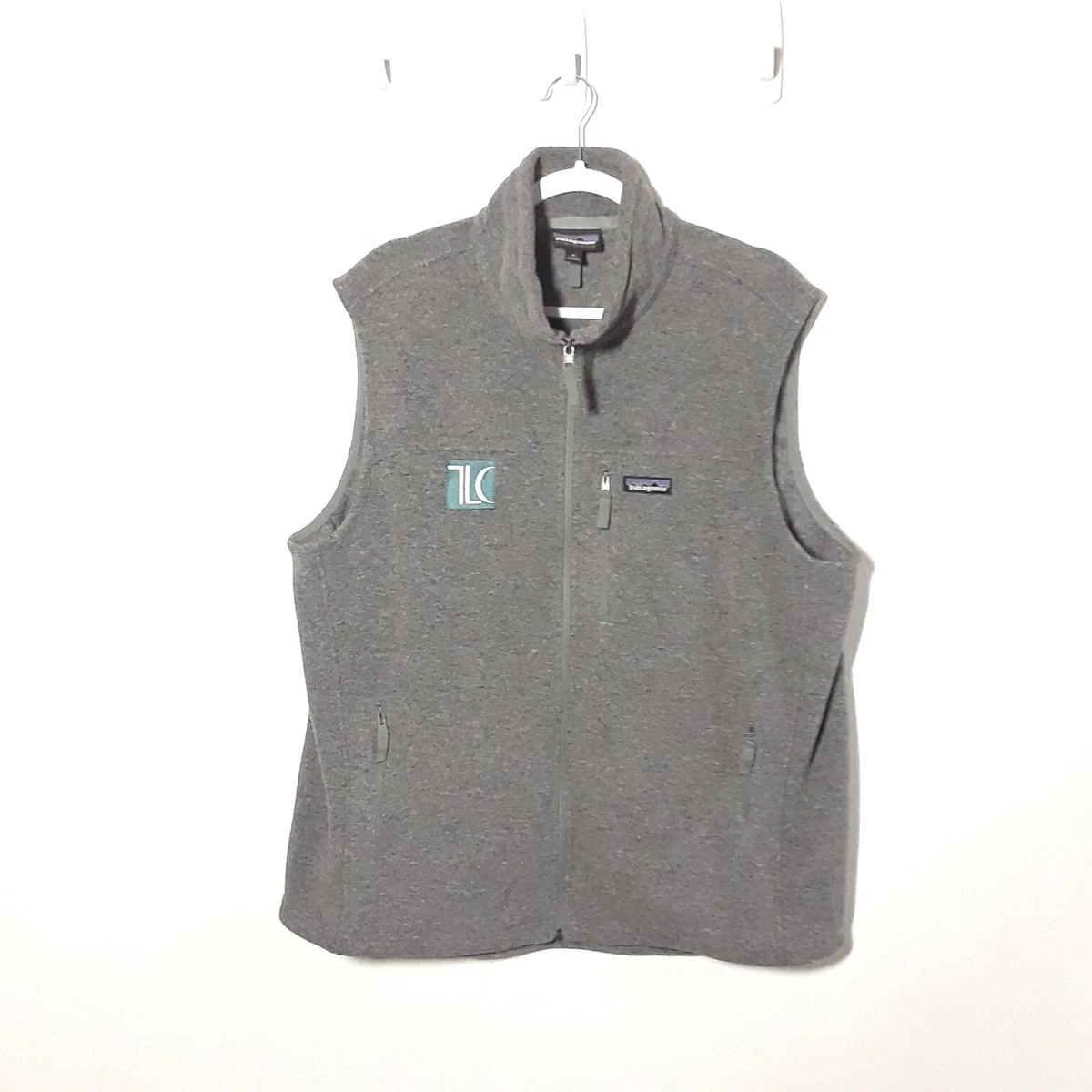 Patagonia vest clearance company logo