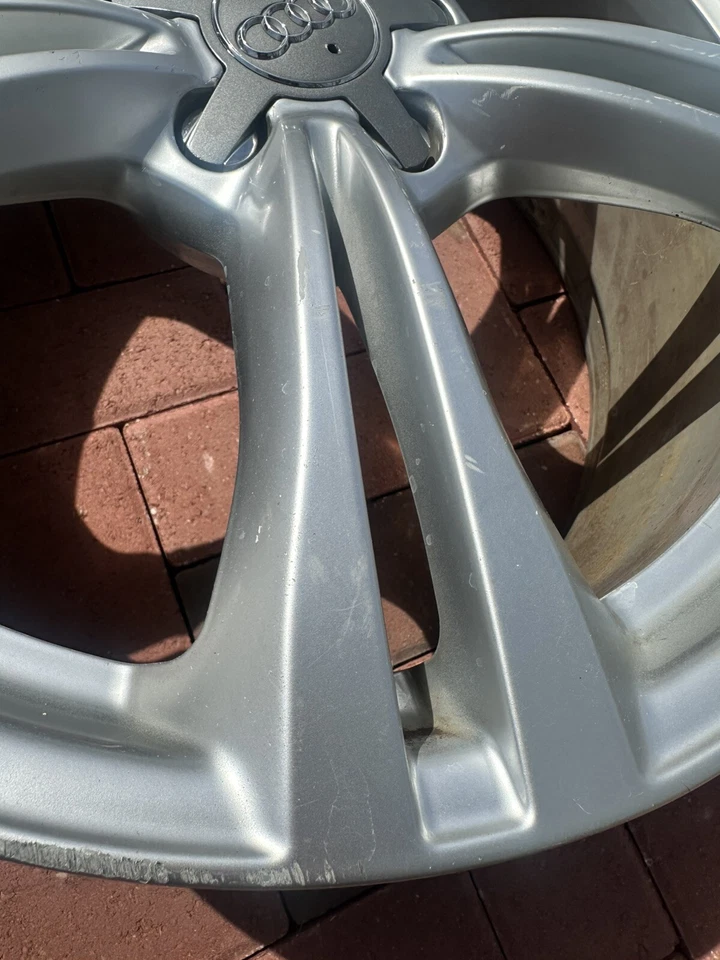 2013-2018 Audi S6 Factory OEM 20" wheel Rim 4G0601025BT - Image 2 of 4