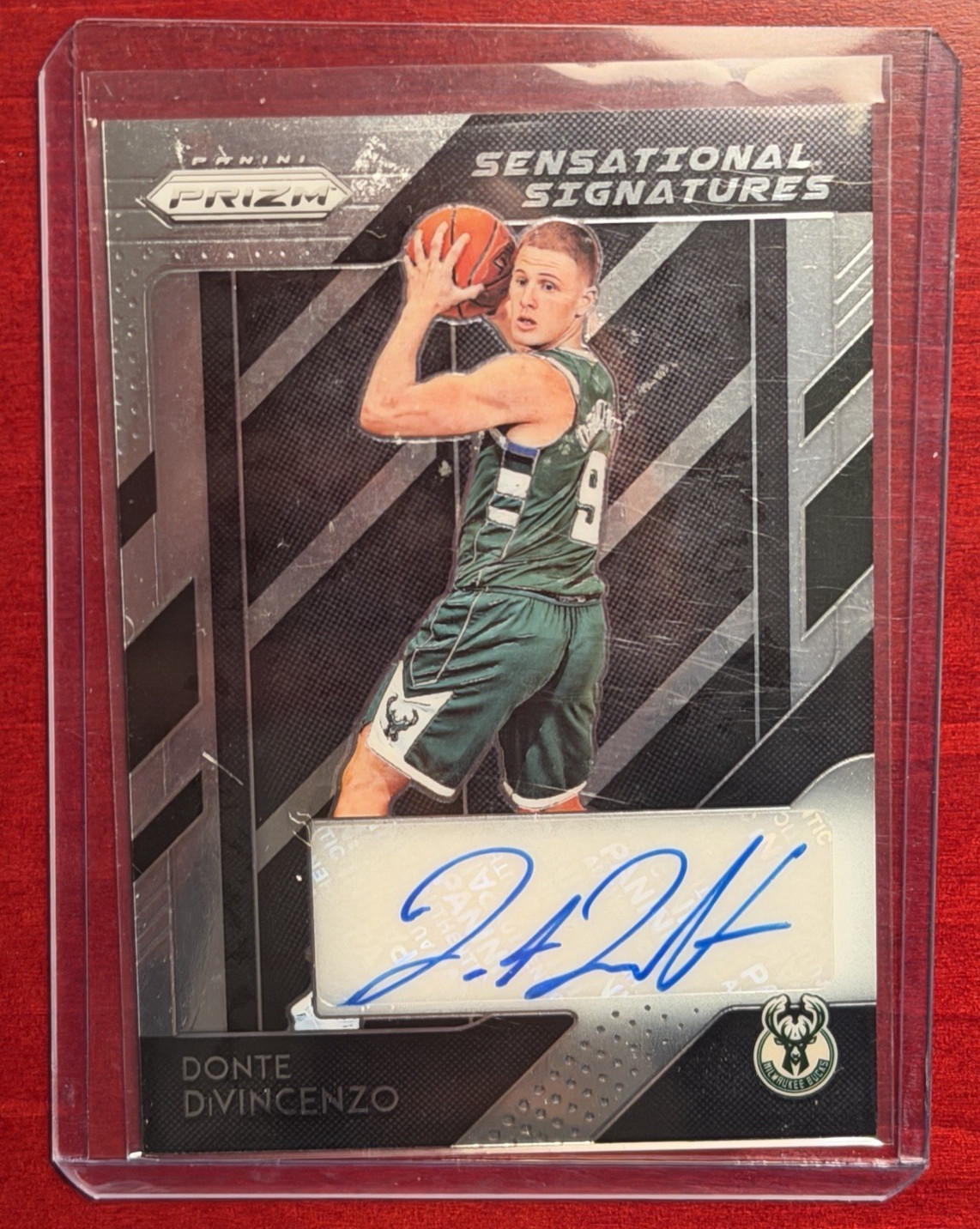 2018 Prizm Donte DiVincenzo Sensational Signatures Auto Autograph Bucks Rookie