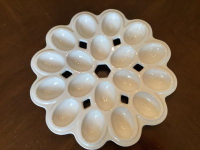 Ceramic Deviled Egg Dish / Easter Eggs. White 18 Eggs 13.5  Diameter