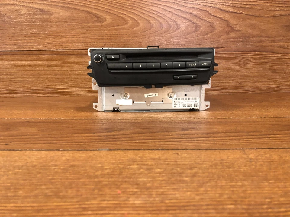 09-13 宝马 E92 E88 E90 M3 328 330 335 导航 CIC HEADUNIT NAV GPS 收音机 原始设备制造商 5 — 第 3/4 张图片