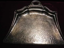 English Celtic Quality Plate Dust and Crumb Pan ubb