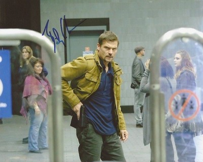 Bailey Chase signed 24 Legacy 8x10 photo autographed David Lang