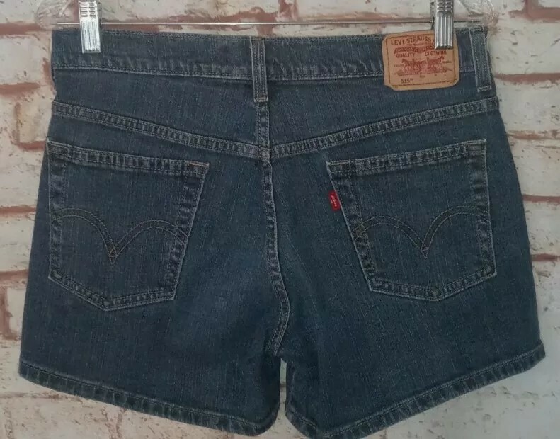 Do Levis Shorts Stretch