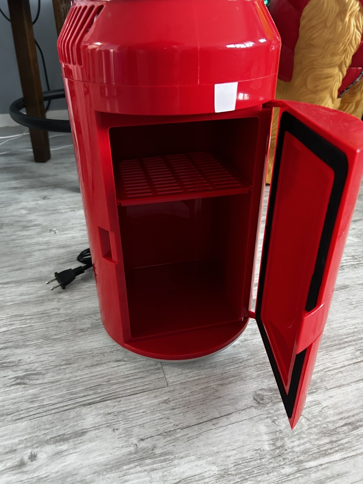 Coca Cola Coke Can Mini Fridge Refrigerator Koolatron Portable Cooler