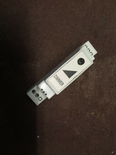 Regulador de intensidad/Potencia/Luz LED 1-200w,Carril Din 1 hueco 