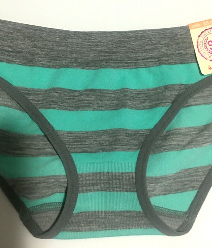 Girls Hipster Style Panties Size XS(5/6) Green Turquoise Gray Rugby Stripes NWT - Picture 8 of 12