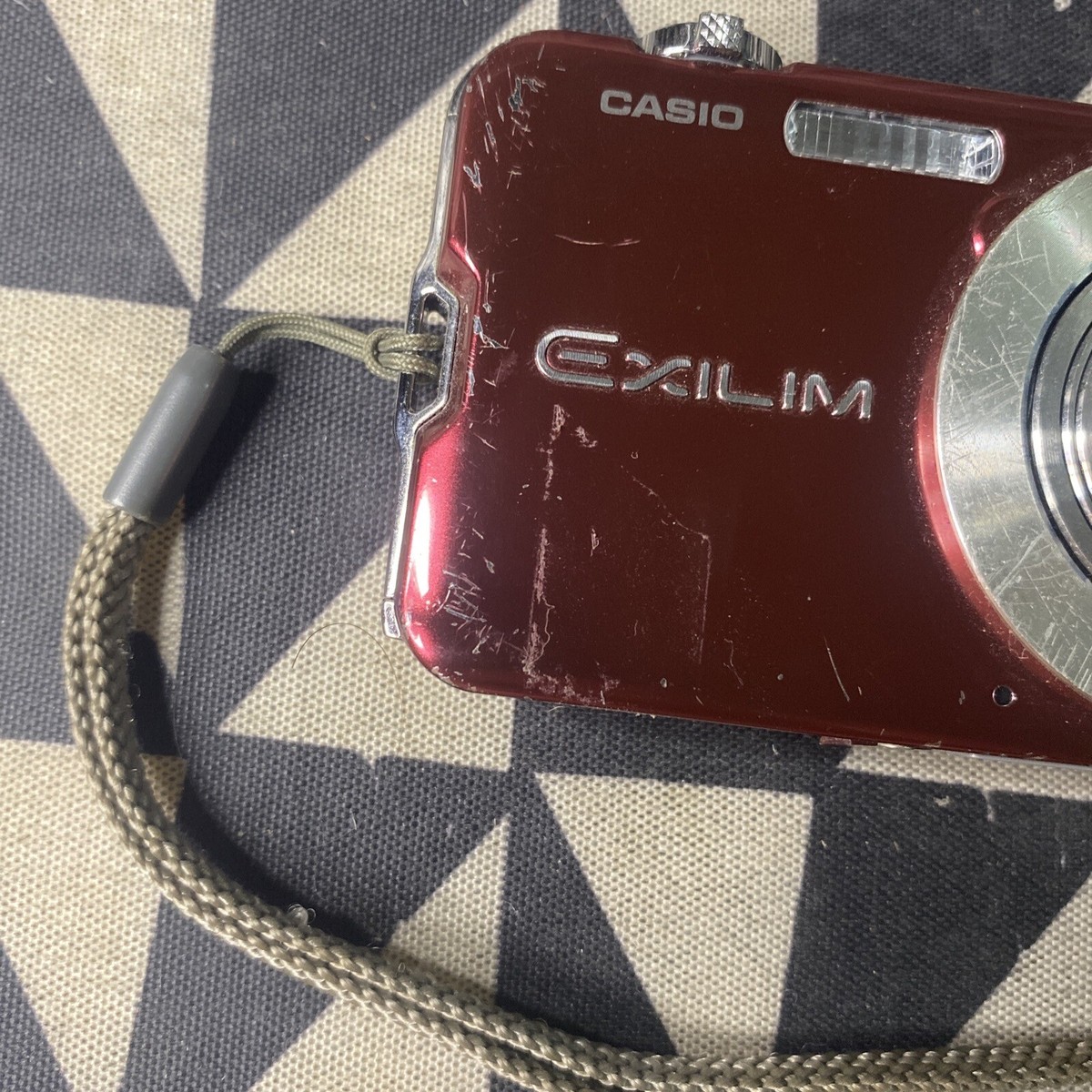 CASIO EXILIMEX-S10 10.1メガピクセル Casio Exilim EX-S10 Digital Camera (Silver) EX-S10ASREBA B&H