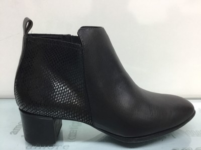 munro alix boot