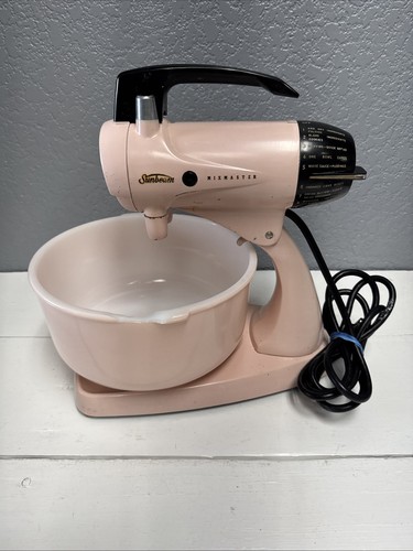 Vintage 1950's Pink Sunbeam Mixmaster 12 Speed Stand Mixer Works Bowl Has Chip