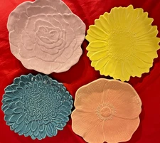 4 VIETRI 8 1/4 inch Plates Fiori de Campo from ITALY New