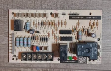 Lennox Armstrong 100269-04 1084-851 1084-83-8512A Control Board