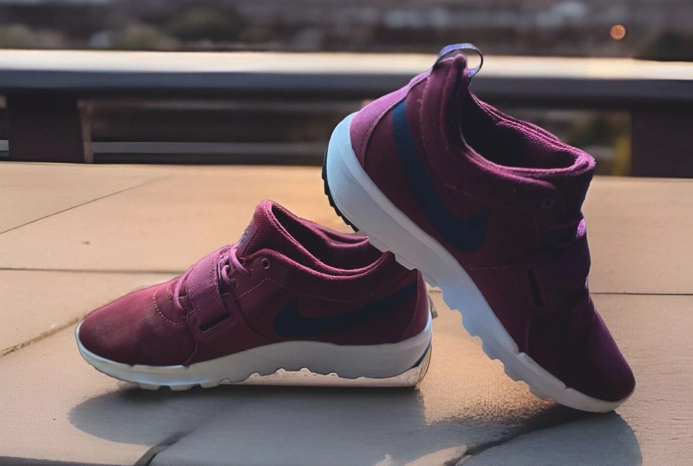 SAOLA Scarpe da corsa Nike Trainerendor rosse da uomo taglia 8 616575 641