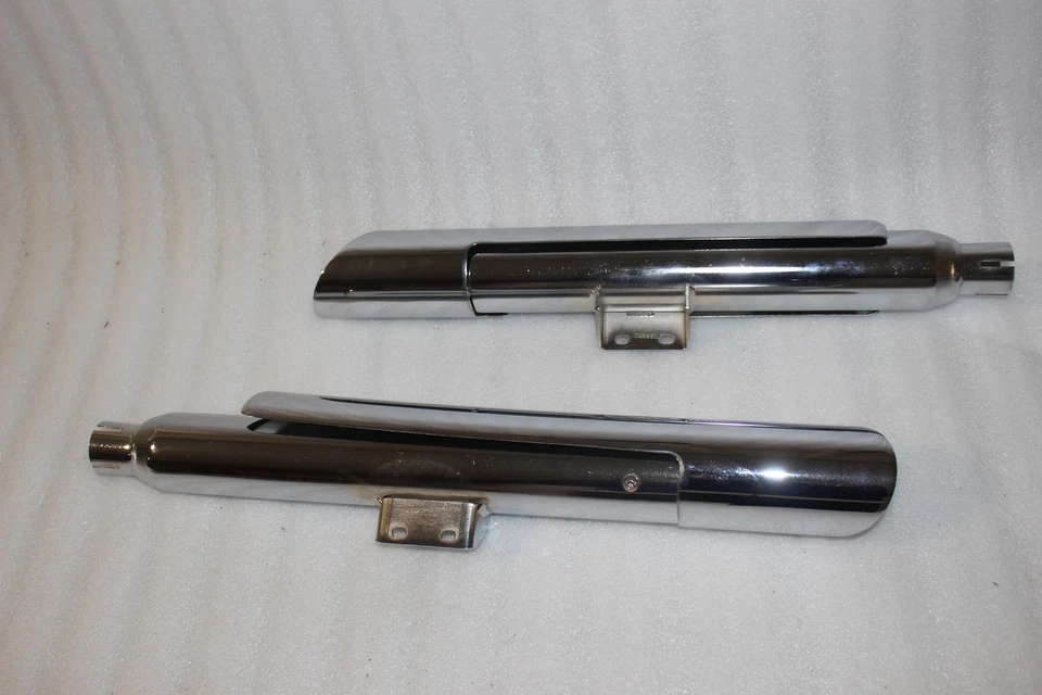 NEW VANCE & HINES MUFFLERS CHRM SLASH SLIP ONS 1801-1248 Foto 2 de 2