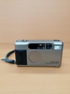 Contax T2 Film Camera 1990s Compact High-End 35mm Sightseeing