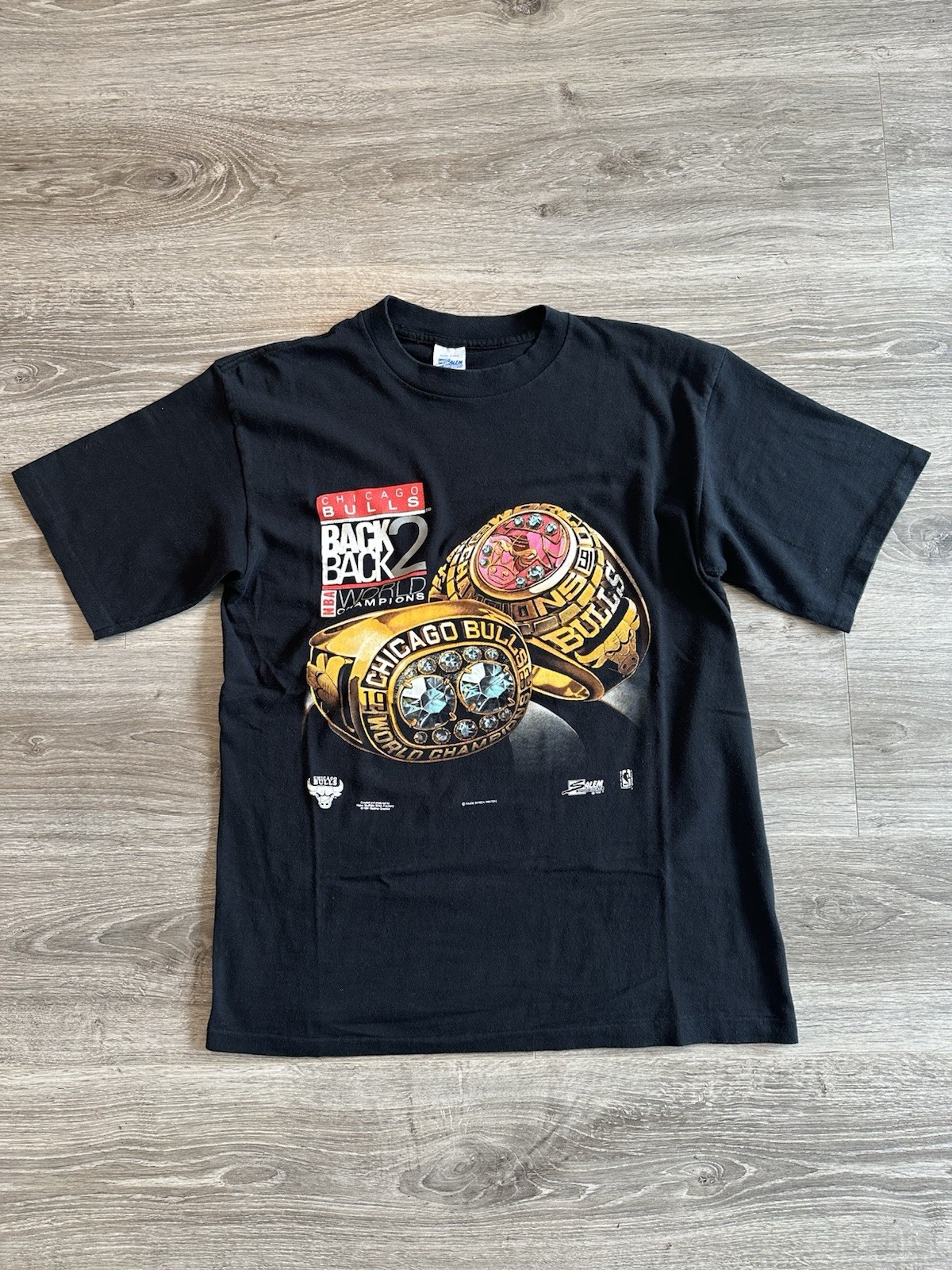 Vintage Chicago Bulls Salem T-shirt 1992 World Champions NBA Men’s M/L