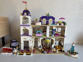 LEGO FRIENDS: Heartlake Grand Hotel (41101)