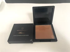 Defiance Beauty Satin Sovereign Bronzer in Goddess Glow Full Sz 0.26 oz/7.5g NIB