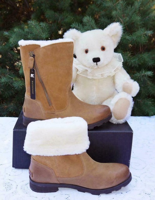 emelie foldover sorel