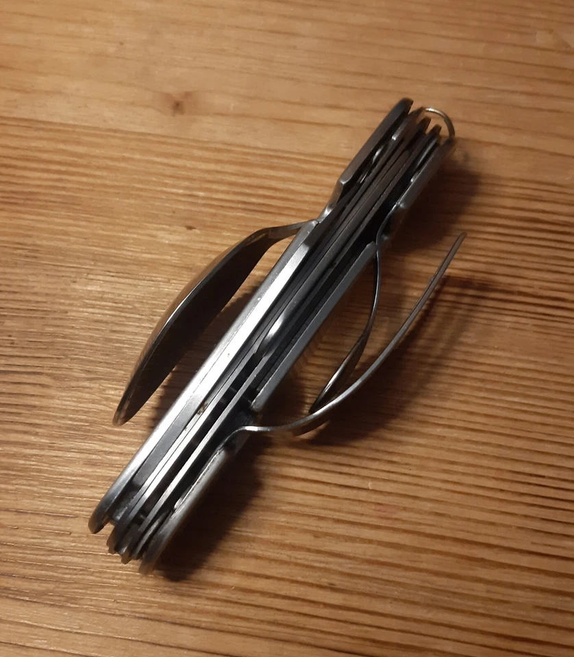 Cuchillo plegable turístico alemán vintage Crivit acero inoxidable. Foto 3 de 4