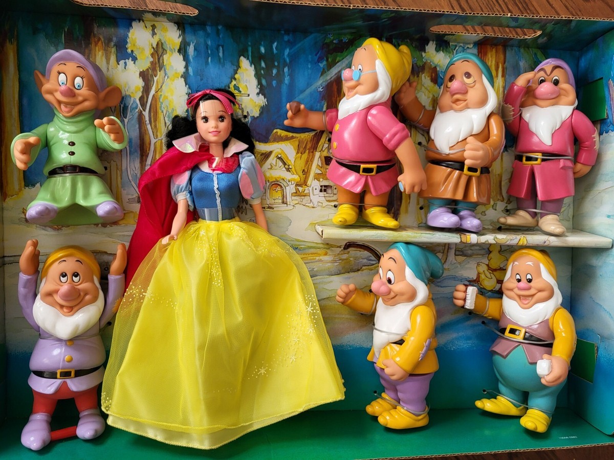 Disney Snow White and the Seven Dwarfs Classic Set Mattel 1993
