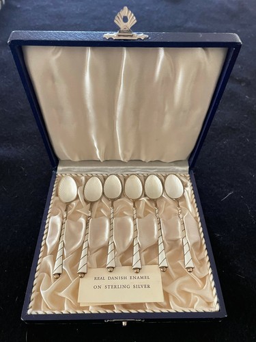 Ela Denmark White Enamel Gold Washed Sterling Six Demitasse Spoons w/Box - Picture 2 of 3