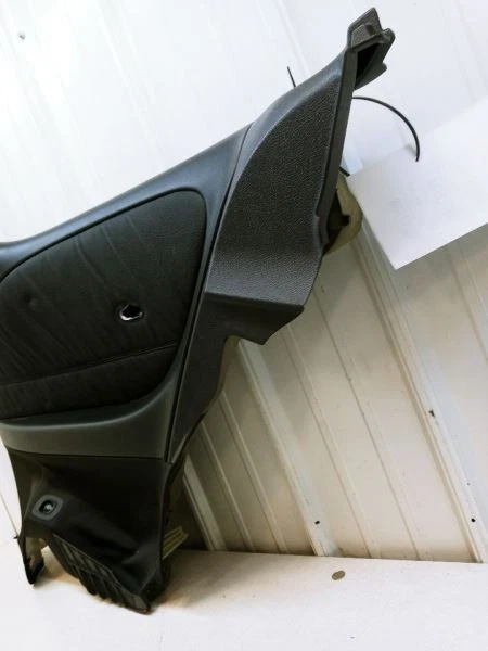Mercedes Benz W209 CLK500 2003 04 2005 pasajero puerta trasera derecha panel OEM  Foto 2 de 4