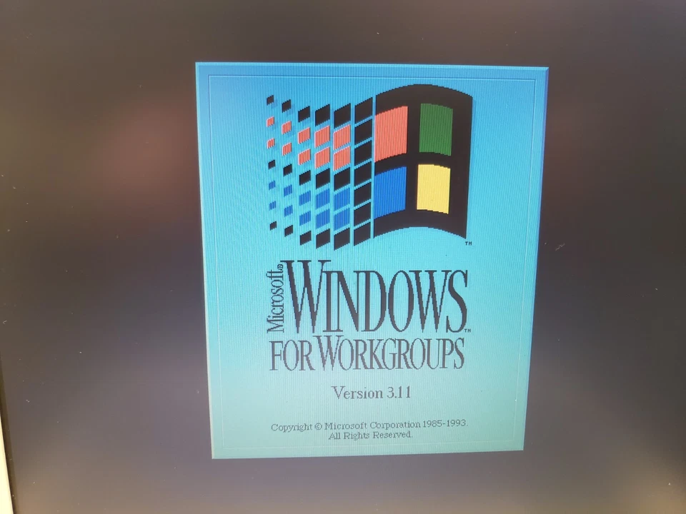 Computadora retro portátil Compaq LTE 5100 de colección 90 MHz 72 MB 2,1 GB DOS 6,22 Win 3,11 Foto 2 de 4
