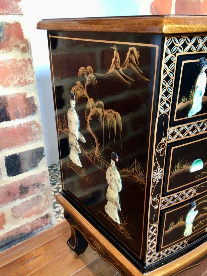 Oriental Chinese Chinoiserie / Black Lacquer Mother of Pearl Chest / Lamp Table - Image 4 of 4