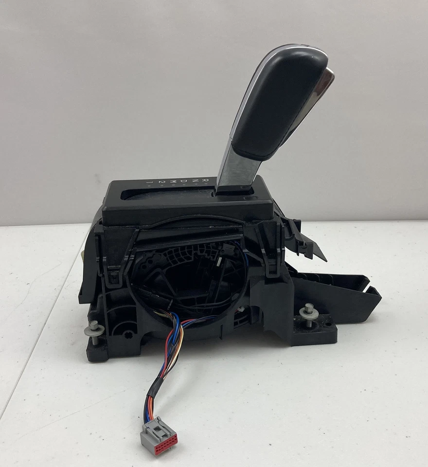 Lincoln Navigator 2015-2017 palanca de cambios automática fabricante original usada examina todas las fotos Foto 4 de 4