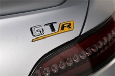 Mercedes-Benz OEM C190 AMG GT-R Gelb Chrom Heck Emblem Neu Mercedes-Benz OEM C190 AMG GT-R Gelb Chrom Heck Emblem Neu