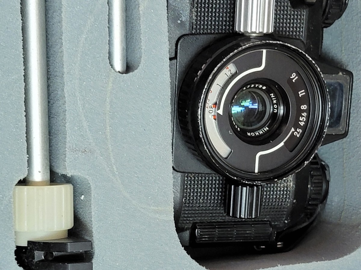【美品】Nikon Nikonos IV-A 35mm f2.5 #A12 Nikon NIKONOS IV-A Underwater + Nikkor 35mm F2.5 Lens & Case